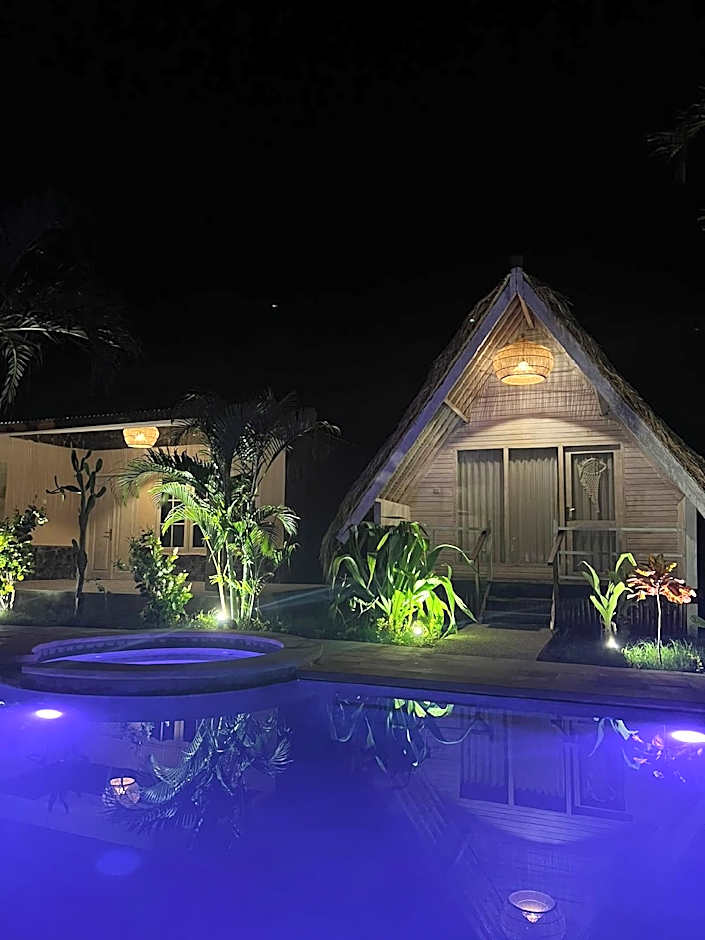 Living Trawangan Hotel