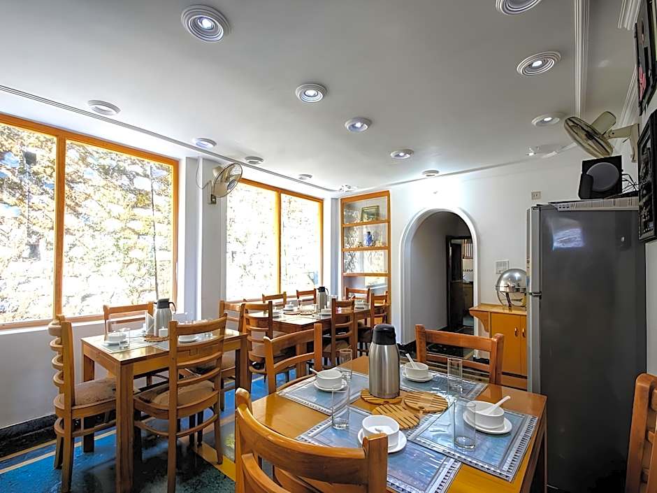 Hotel Lake Inn - A Luxury Lake View Hotel