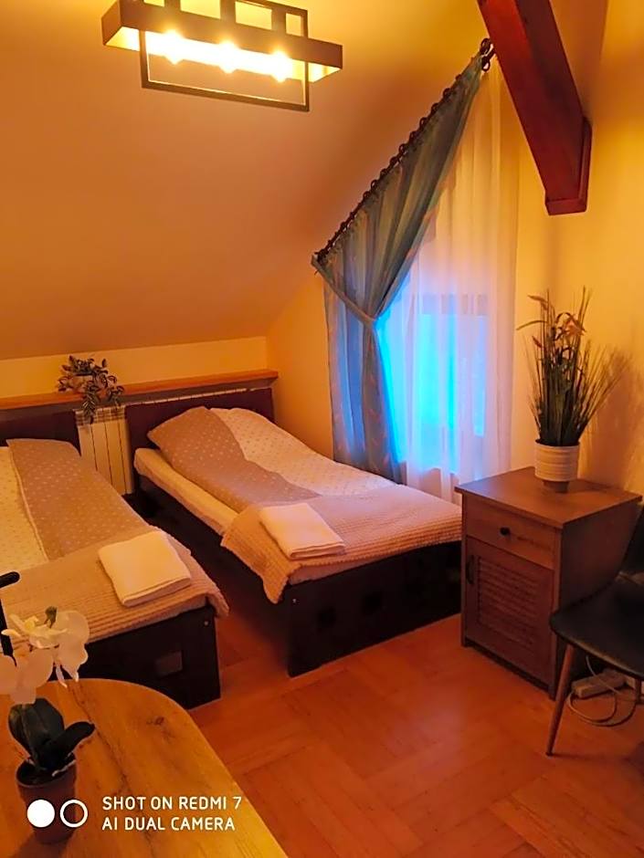 Hostel LUNA