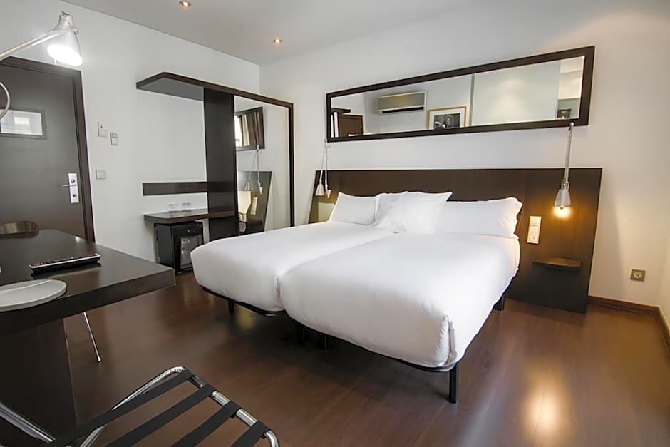 Petit Palace Arana Bilbao