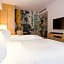 Caravel Hotel