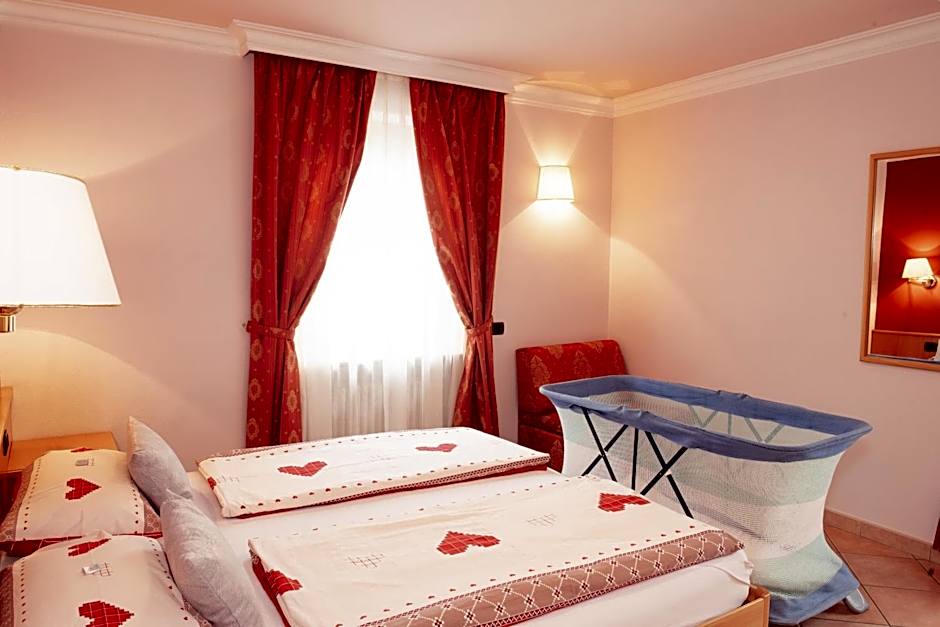 Hotel Garni Rin Da Rin