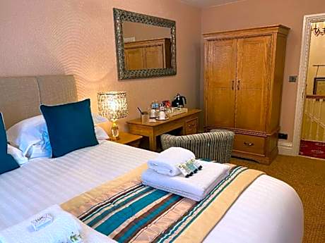 Double Room with Shower