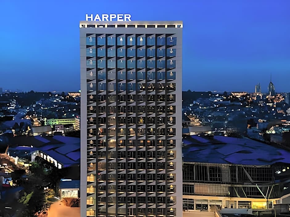 Harper Premier Nagoya Batam