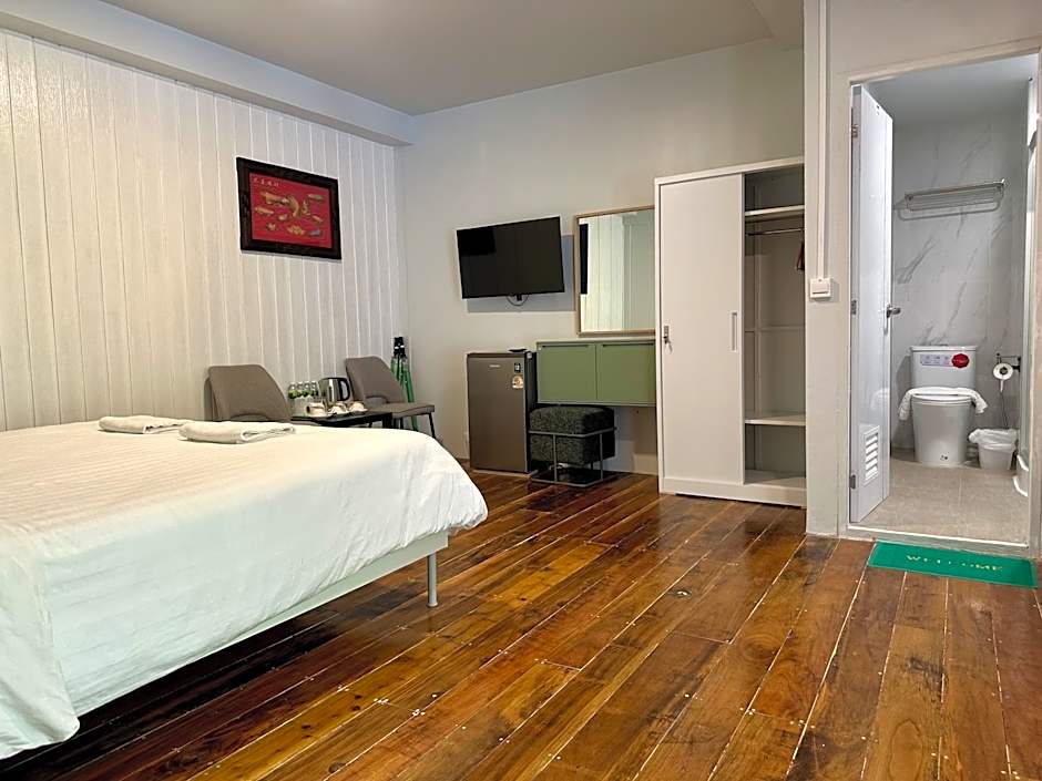 Photo 1 of 17 of Deluxe Grand, Balcony