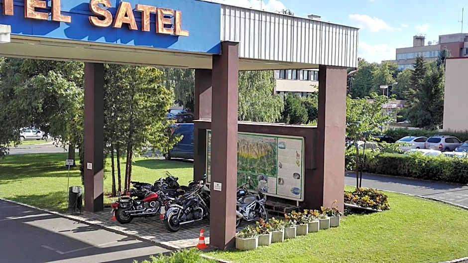Hotel Satel