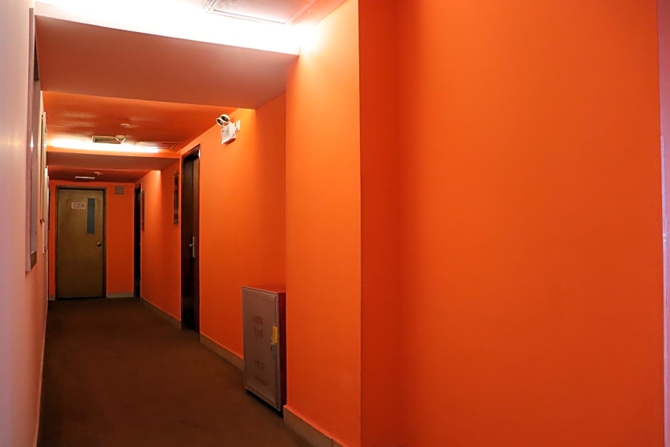 4th Zhongshan Road Garden Inn