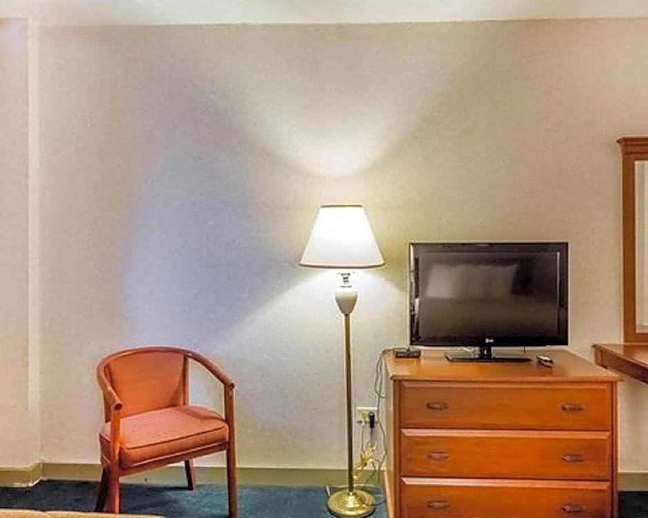 Econo Lodge Smiths Falls