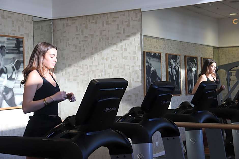 Courtyard by Marriott Paris La Defense West - Colombes