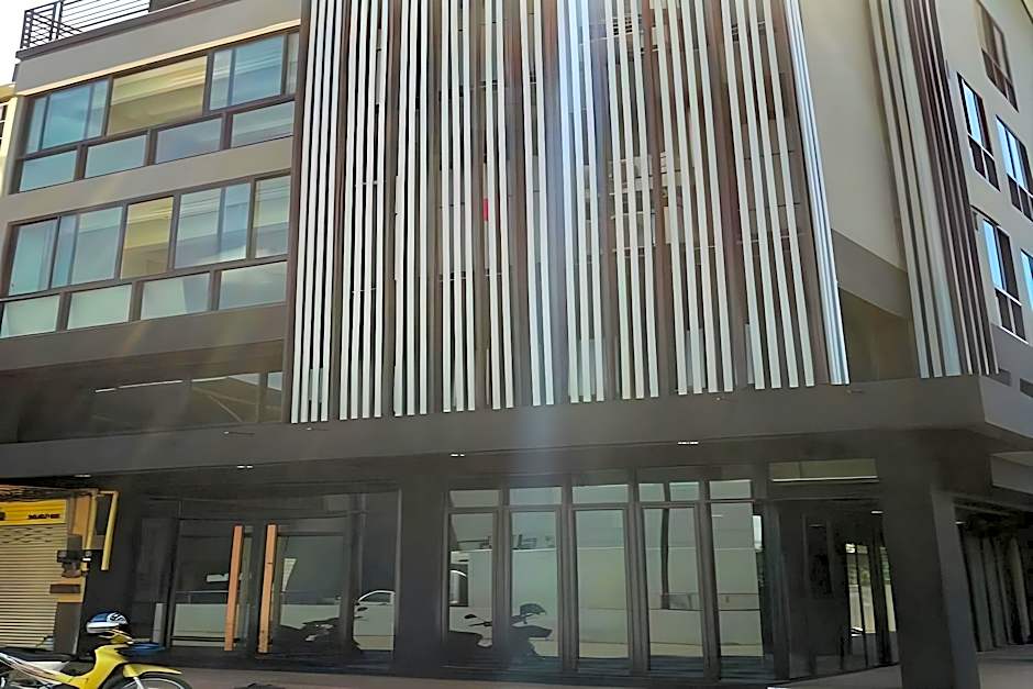 The LogBook room and cafe'