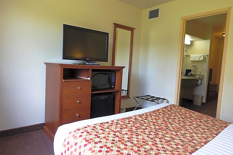 Super 8 by Wyndham Caraquet