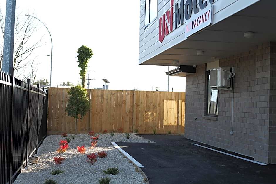 Uni Motel