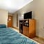 Econo Lodge Hays I-70