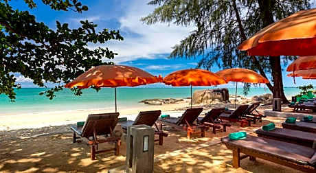 Khaolak Wanaburee Resort