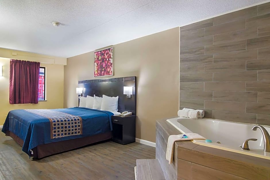 Rodeway Inn & Suites Monroeville-Pittsburgh