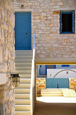 Studio Apartment with Sea View
