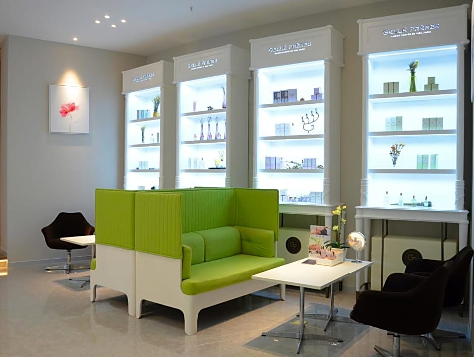 Howard Johnson Flower City Hotel Kunming