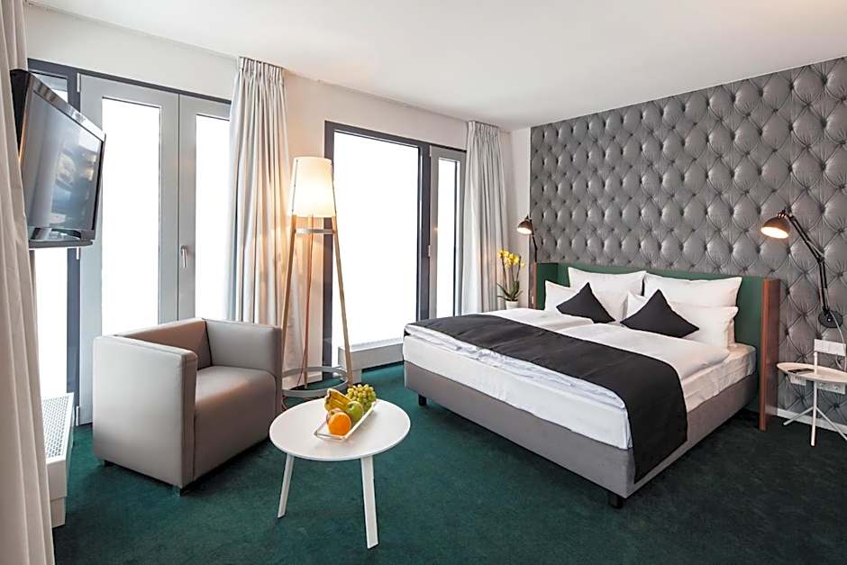 Pandion Boardinghouse