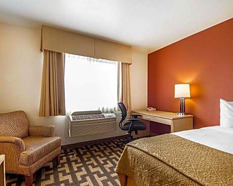 Room with Two Double Beds - Non-Smoking