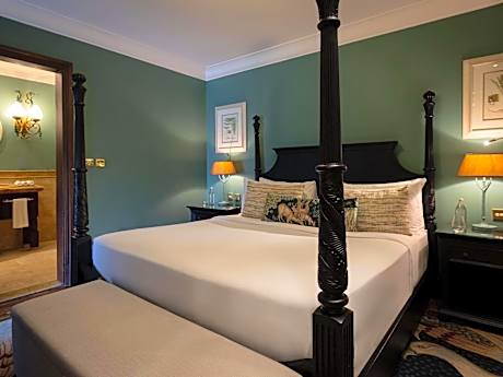 Garden King Suite