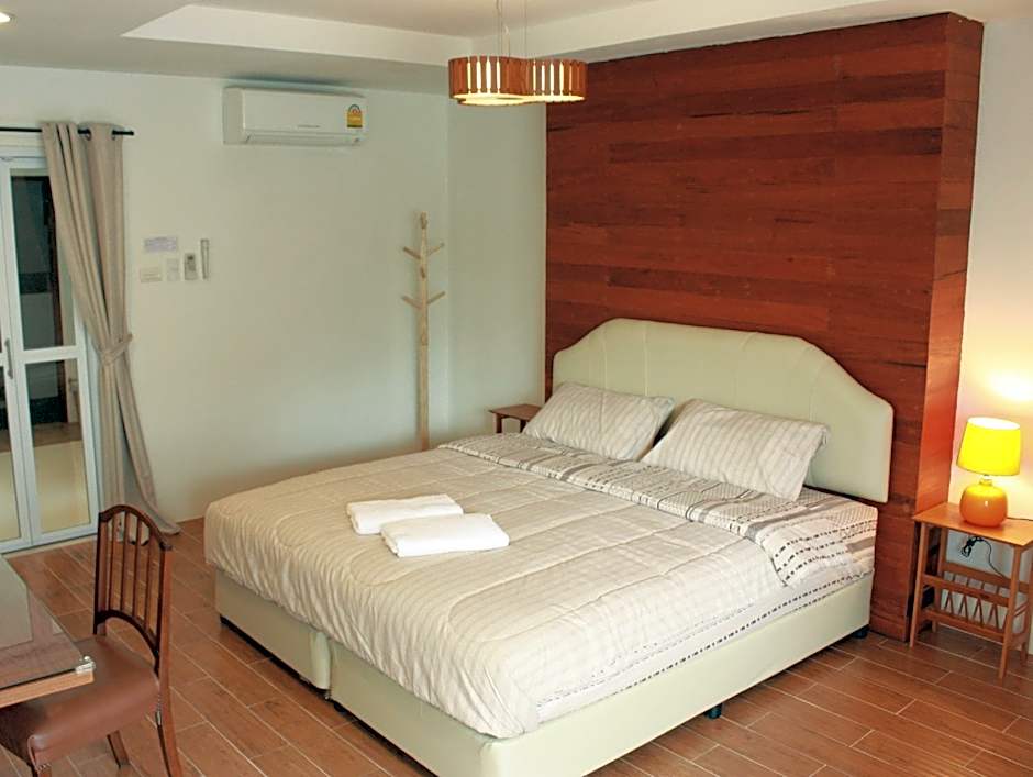 Jamjuree Home
