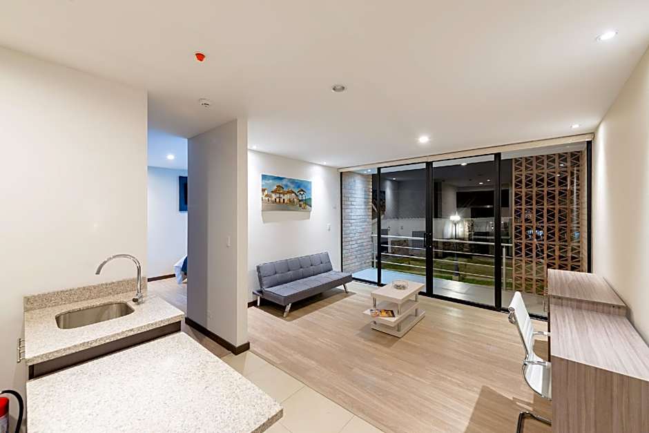 Photo 1 of 6 of Premium Floor