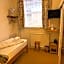 Oakwood Bed and Breakfast Heathrow