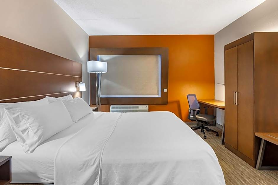 Holiday Inn Express Branson - Green Mountain Drive By IHG