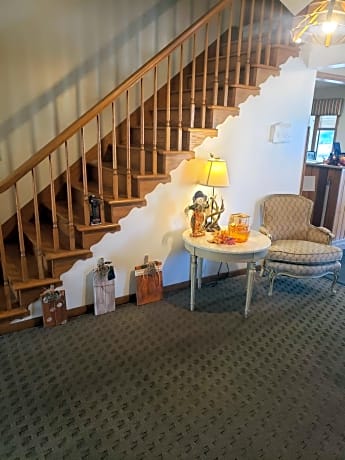 Deer Creek Motel