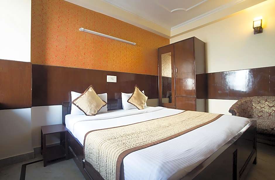 Airport Hotel Olive & Blue