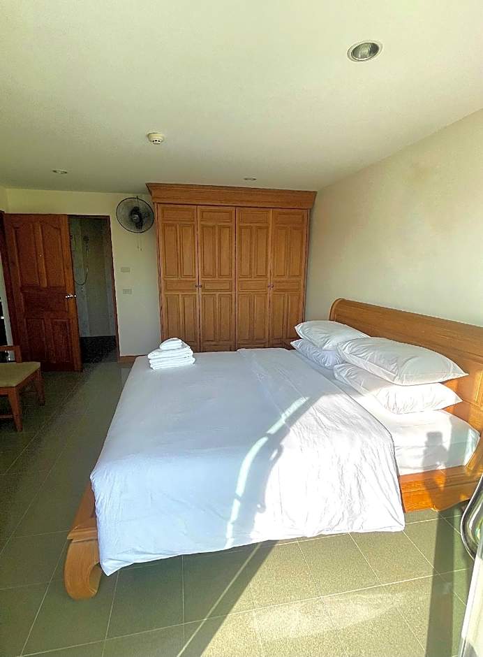 Thep apartment