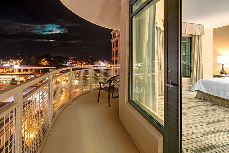 Hampton Inn & Suites - Roanoke-Downtown, VA