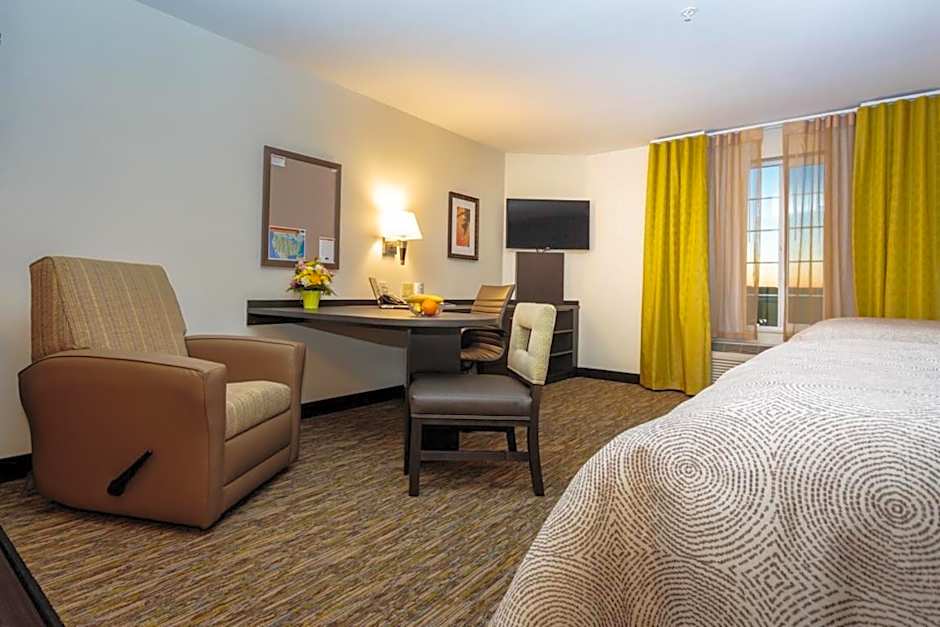 Candlewood Suites Sidney By IHG