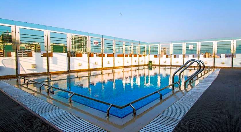 Platinum Grand Hotel