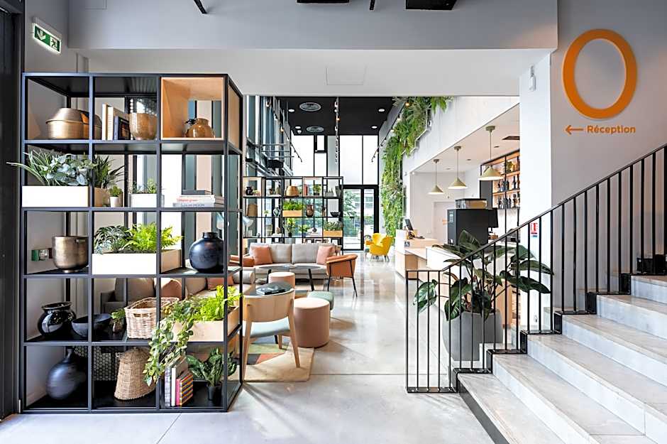 Staycity Aparthotels Paris La Defense
