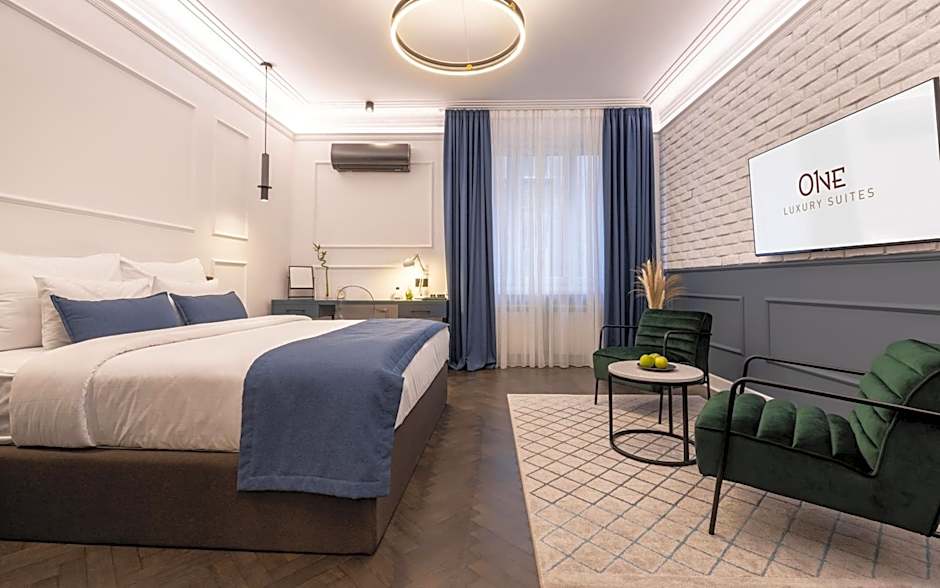 One Luxury Suites