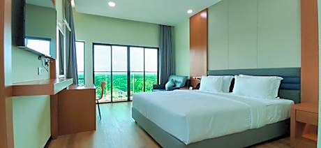 Executive King Room with Balcony