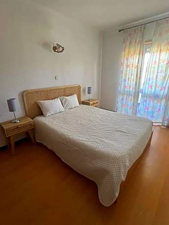 One-Bedroom Apartment (4 Adults)