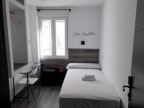 Single Room with Private Bathroom