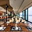 Van Phat Riverside Hotel