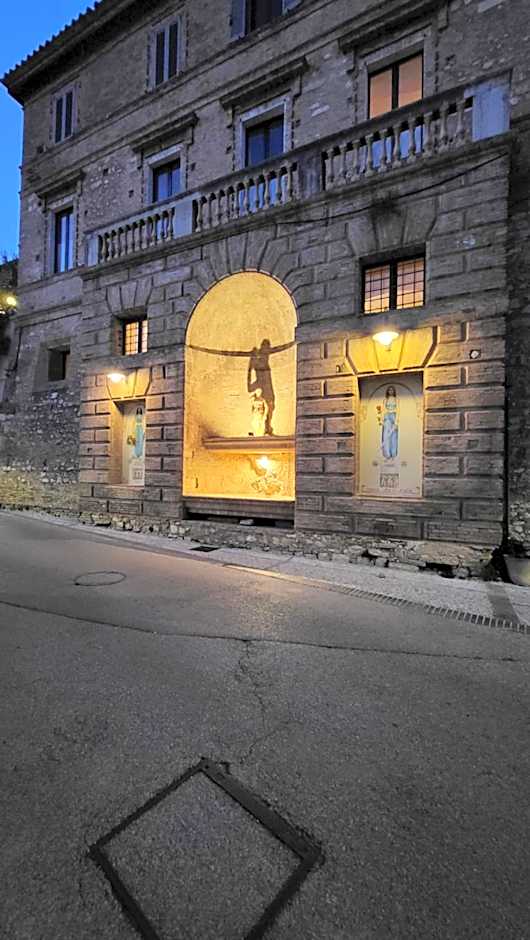 HOTEL TREVI Palazzo Natalini