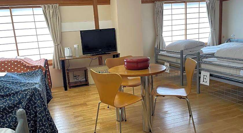 Kawaguchiko Station Inn