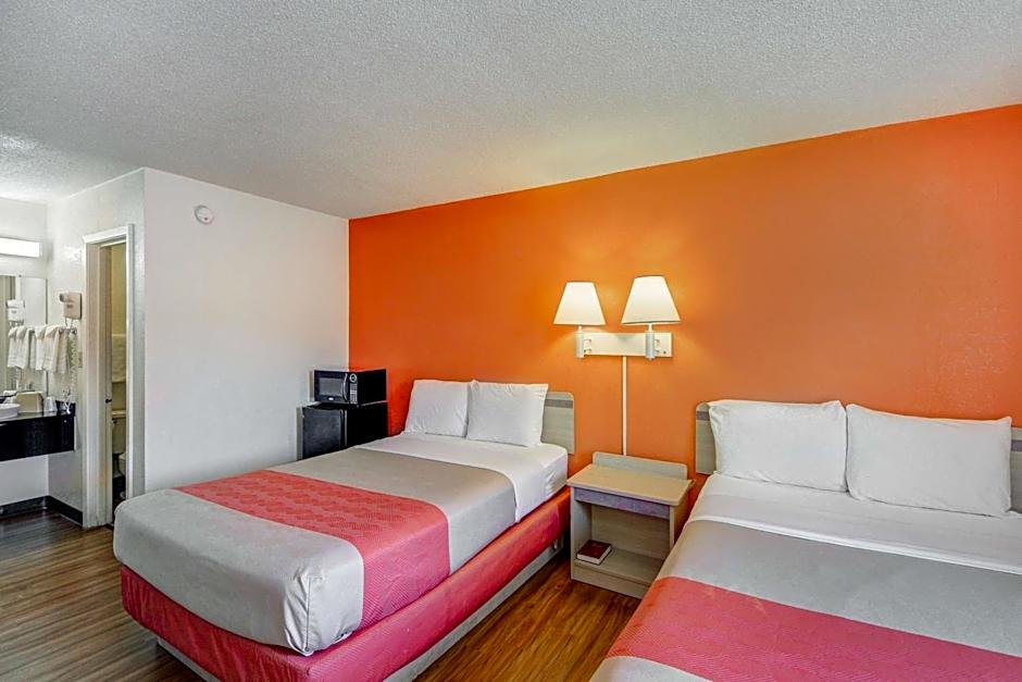 Motel 6-Wichita, KS