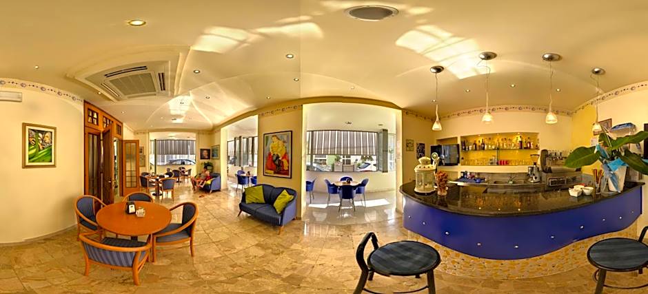 Hotel Ave