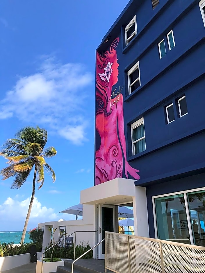 The Tryst Beachfront Hotel