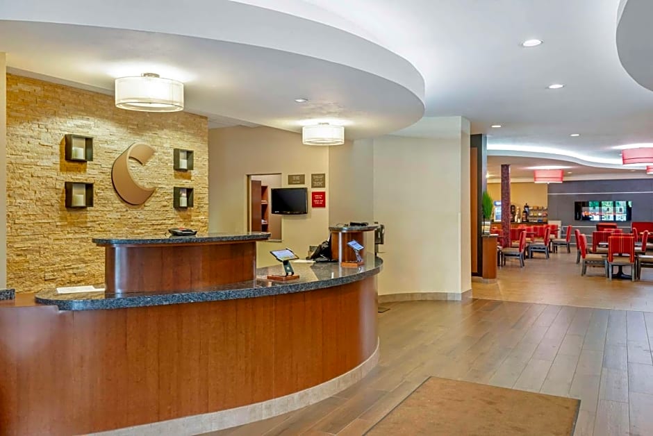 Comfort Suites At Virginia Center Commons