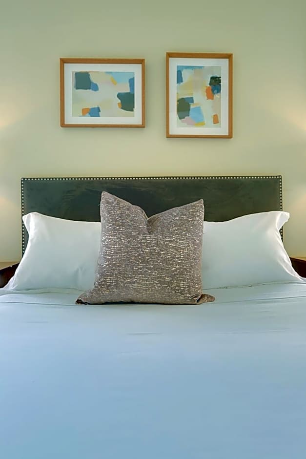 Sojourn at DuPont Place