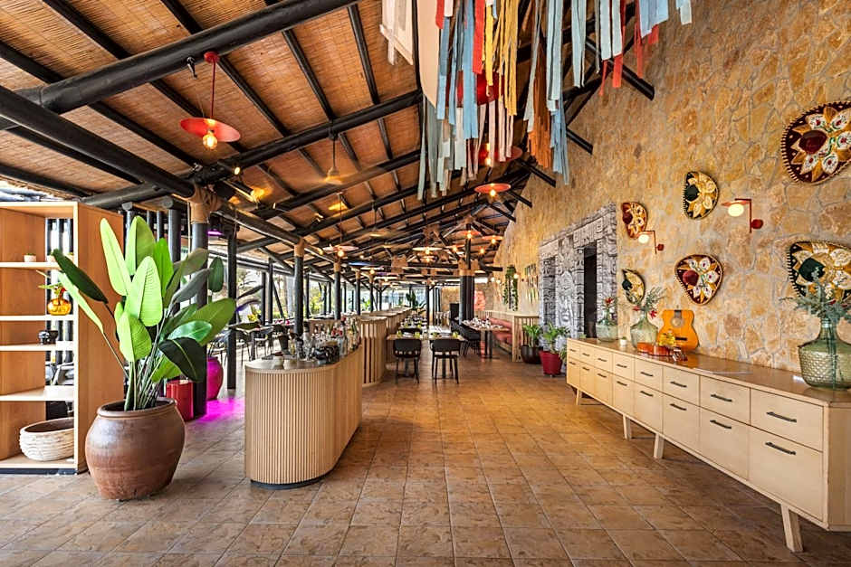 Barcelo Castillo Beach Resort