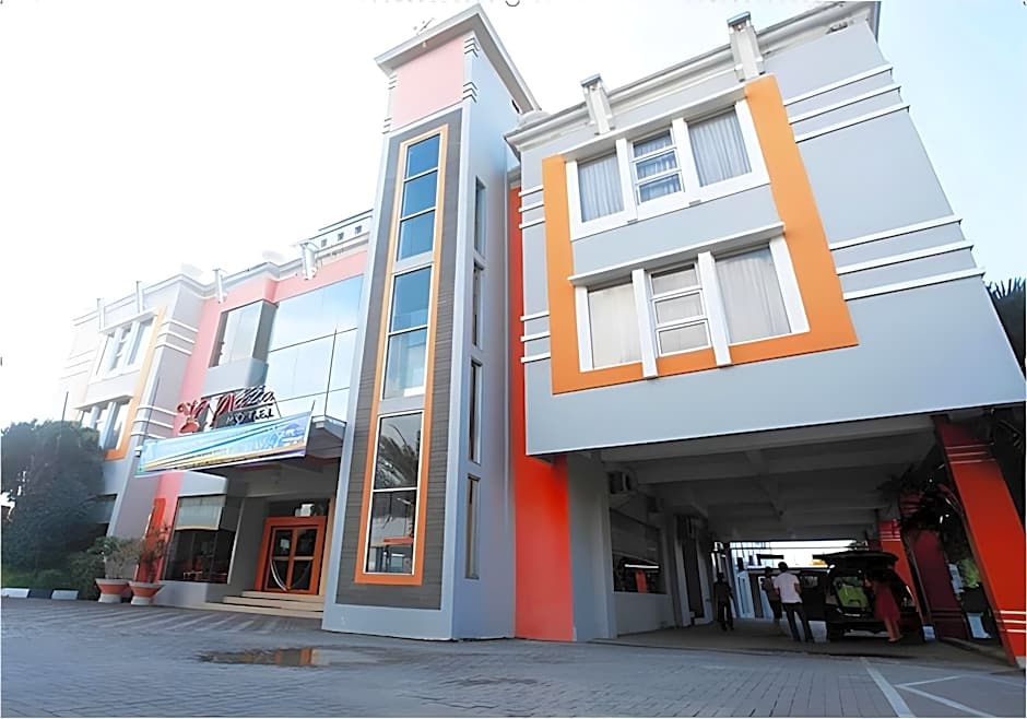 Plaza Hotel Tegal