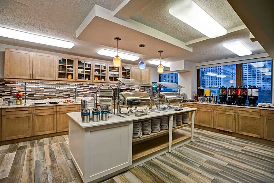 Homewood Suites By Hilton Chicago Downtown